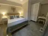 Run of House