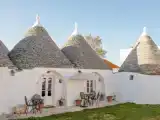 Студия с видом на сад