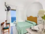 Двухместный номер с балконом и с видом на море