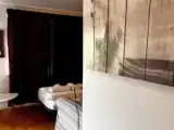Трёхместный номер Deluxe с видом на горы