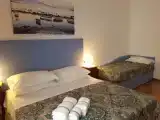 Трёхместный номер Deluxe с видом на море