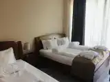 Трёхместный номер Стандарт с балконом