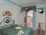 Двухместный номер Стандарт с балконом и с видом на море
