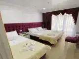 Трёхместный номер Стандарт с балконом