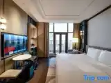 Двухместный клубный номер Premium с балконом