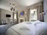 Полулюкс