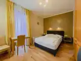 Студия с видом на озеро