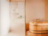 Полулюкс с балконом