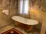 Полулюкс