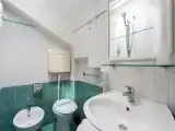 Четырёхместный номер Эконом с балконом