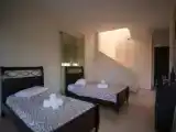 Трёхместный номер Стандарт с балконом