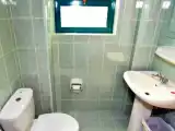 Кровать в общем номере (мужской номер)