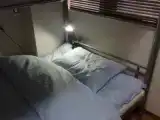 Кровать в общем номере (мужской номер)