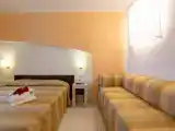 Трёхместный номер Стандарт