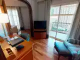 Люкс с балконом