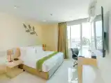 Студия с балконом