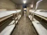 Кровать в общем номере