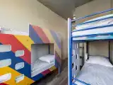 Кровать в общем номере