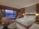 Двухместный номер Club Lounge Access Classic with Minatomirai View