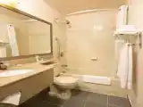 Четырёхместный номер Стандарт с балконом