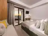 Трёхместный номер Deluxe с видом на море