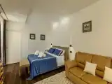 Полулюкс