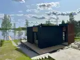 Семейный коттедж с балконом