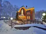 Коттедж с балконом