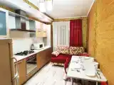 Апартаменты с 3 комнатами с балконом