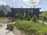 Шестиместный коттедж с балконом и с красивым видом из окна