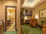 Трёхместный полулюкс Central Court
