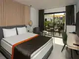Семейный номер Deluxe Swim-Up