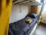 Кровать в общем номере