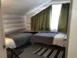 Коттедж с балконом