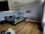 Четырёхместный номер Эконом-класса с диваном с красивым видом из окна