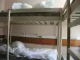 Кровать в общем номере (мужской номер)