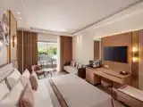 Двухместный номер Deluxe с частичным видом на море