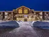 Номер Стандарт с балконом и с видом на озеро