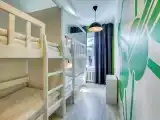 Кровать в общем номере (мужской номер)