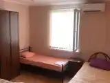 Четырёхместный номер с общим балконом Эконом с красивым видом из окна