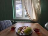 Четырёхместный коттедж с красивым видом из окна