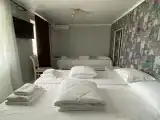 Трёхместный номер Комфорт в корпусе 2 рядом с пляжем