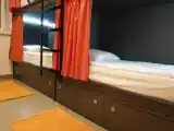 Кровать в общем номере