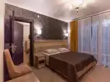 Двухместный номер (Главный корпус) Стандарт c 1 комнатой с балконом
