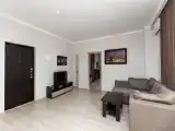 Апартаменты с балконом и с красивым видом из окна