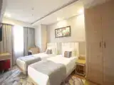 Четырёхместный семейный номер Deluxe с видом на город