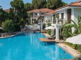 Люкс семейный Lake House Swim Up