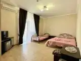 Трёхместный номер Стандарт с балконом