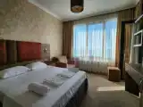 Семейный номер Стандарт с 2 комнатами с балконом и с видом на море