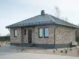 Хуторок у пруда